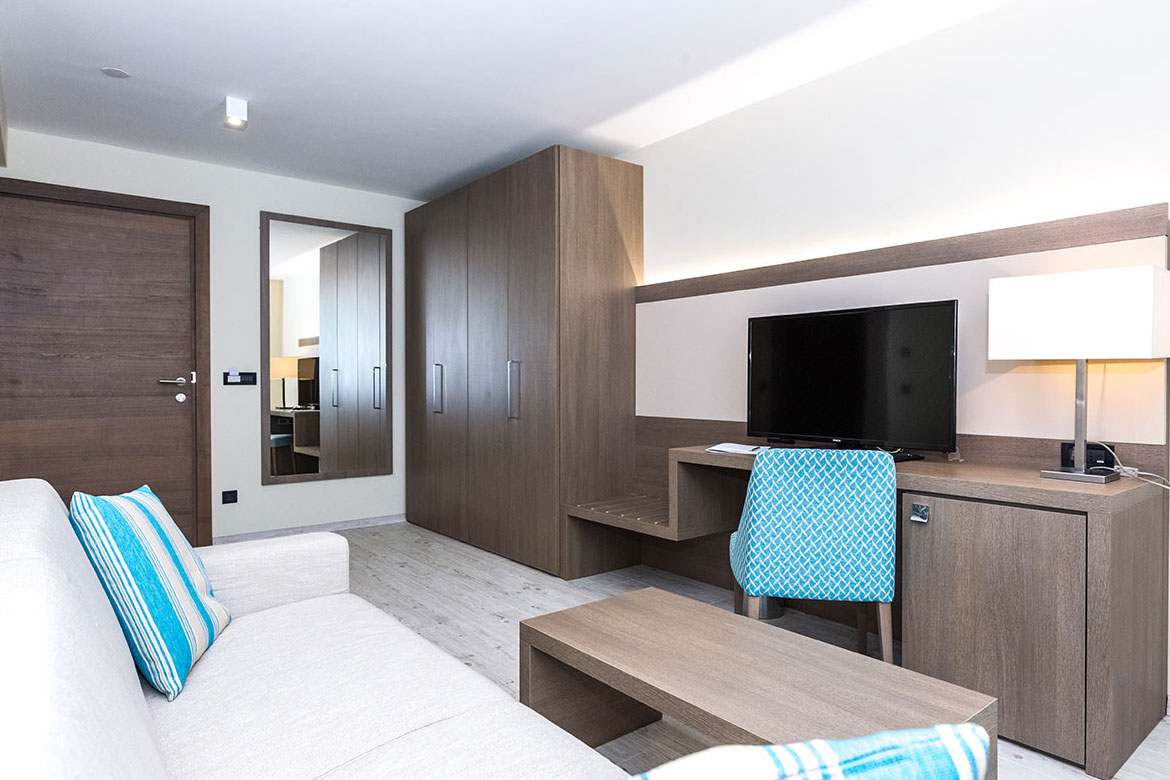 wardrobes contract furniture pianca